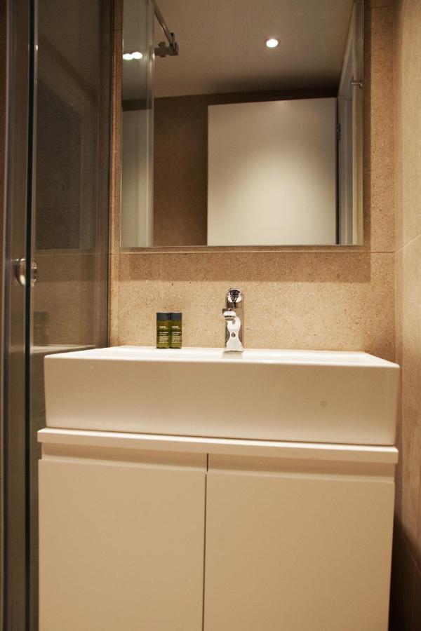 Phaedrus Living Executive Kriel Suites 101 Athens Exterior photo